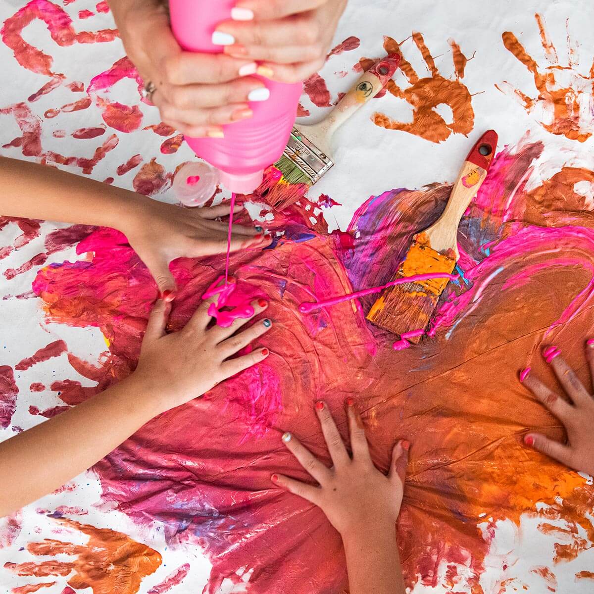 Art Studio para niños a partir de 3 años todas las tardes con actividades, talleres artísticos